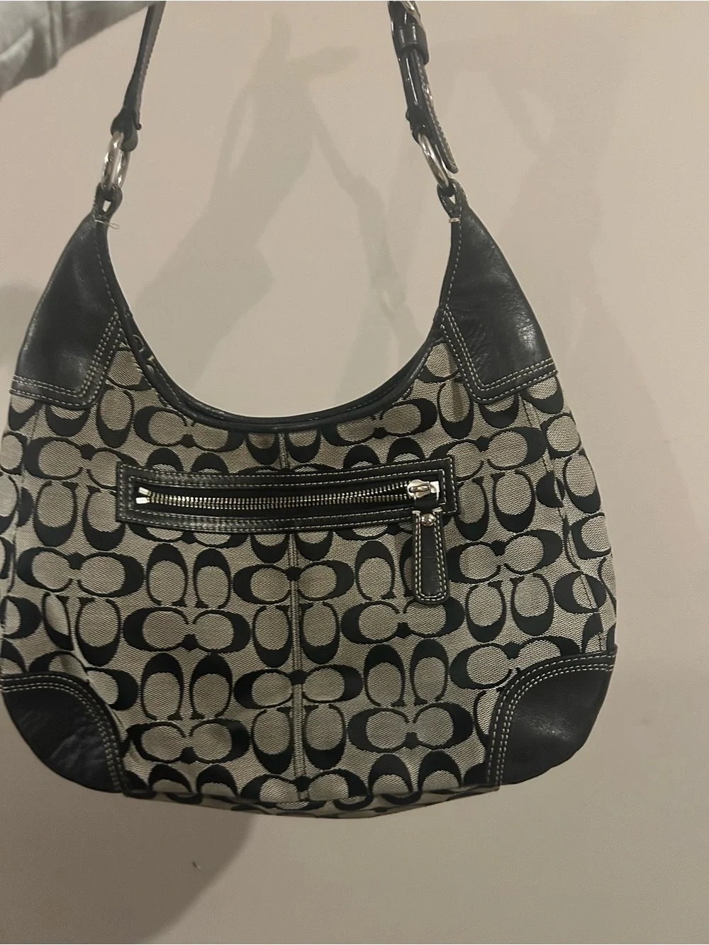 VINTAGE Coach Black and Cream Signature Hobo with Turn-Lock Front